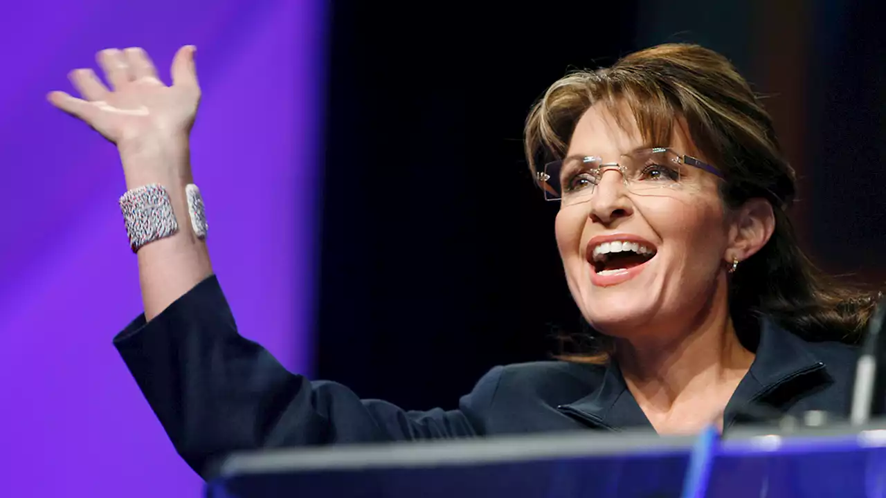 Sarah Palin allegedly flouted COVID rules by dining indoors unvaccinated ahead of trial