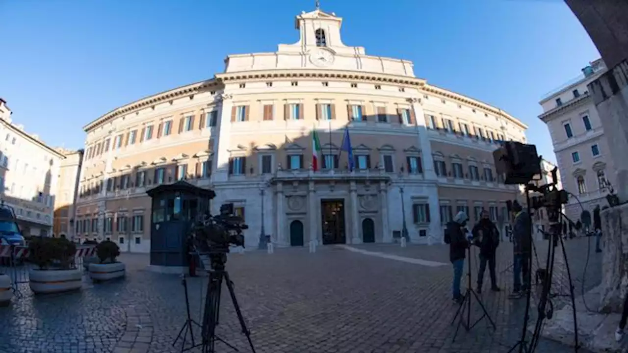 Quirinale, la seconda giornata di votazioni in diretta con le firme e gli inviati del Corriere