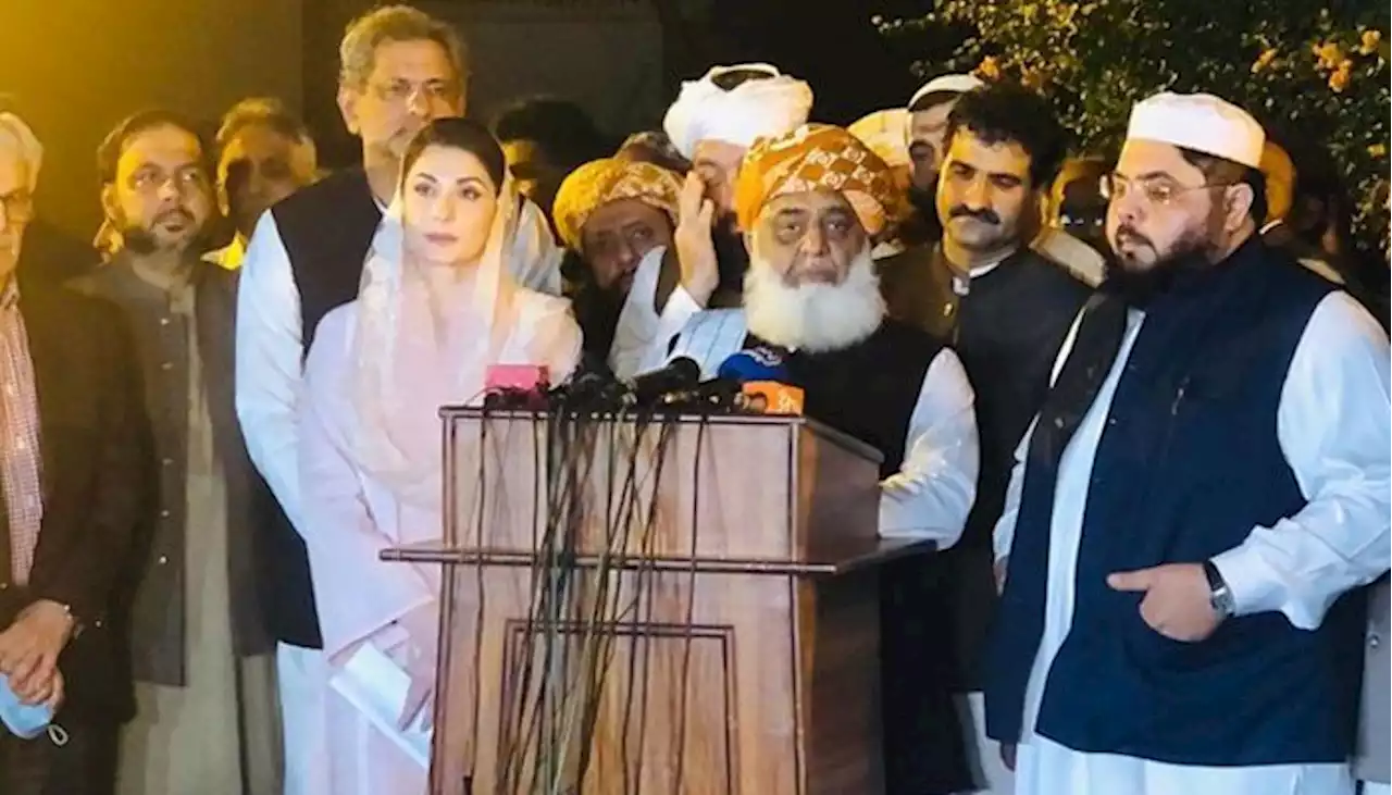 پی ڈی ایم کا 23 مارچ کو لانگ مارچ کی تاریخ تبدیل نہ کرنےکا فیصلہ