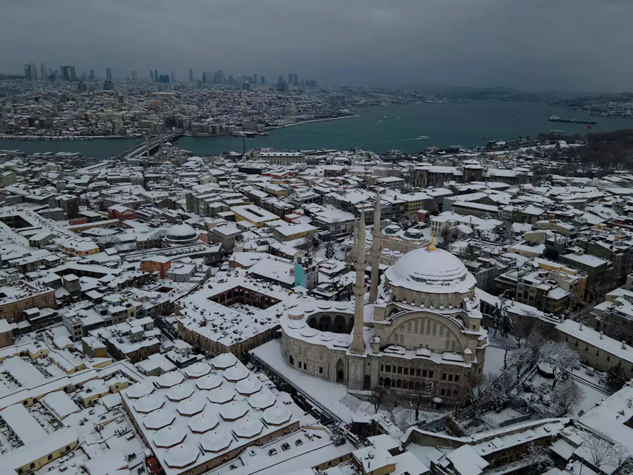 Athens, Istanbul dig out after ‘unprecedented’ storm