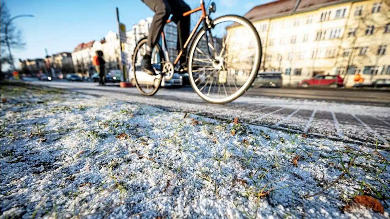 Winterdienst: Jarasch plant Tests mit Sole auf Radwegen