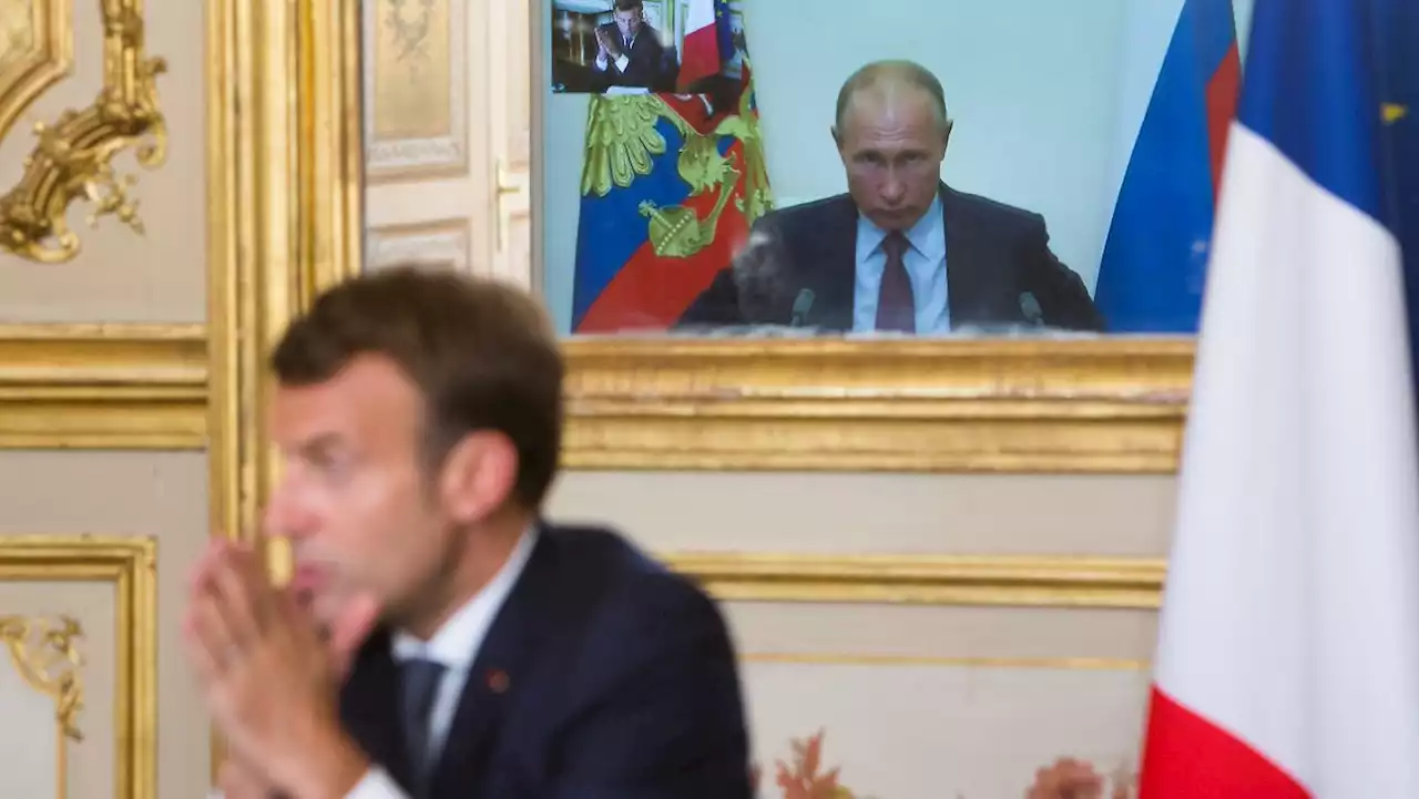 Macron will Putin gewaltlosen Weg weisen