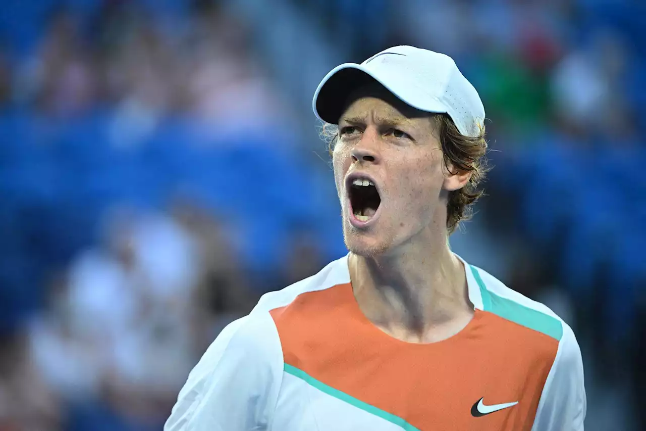 Australian Open, Sinner eliminato ai quarti: Tsitsipas in semifinale