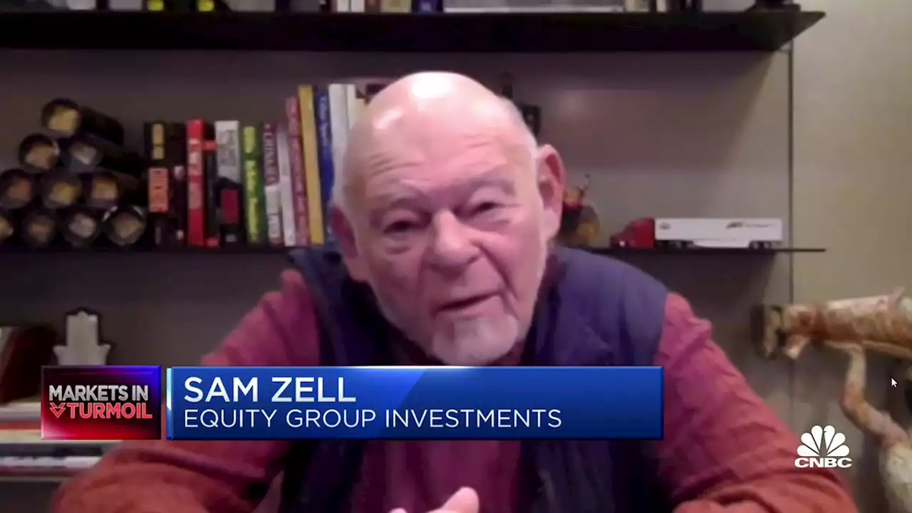 Real estate billionaire Sam Zell says office space will recover 'much faster' than retail