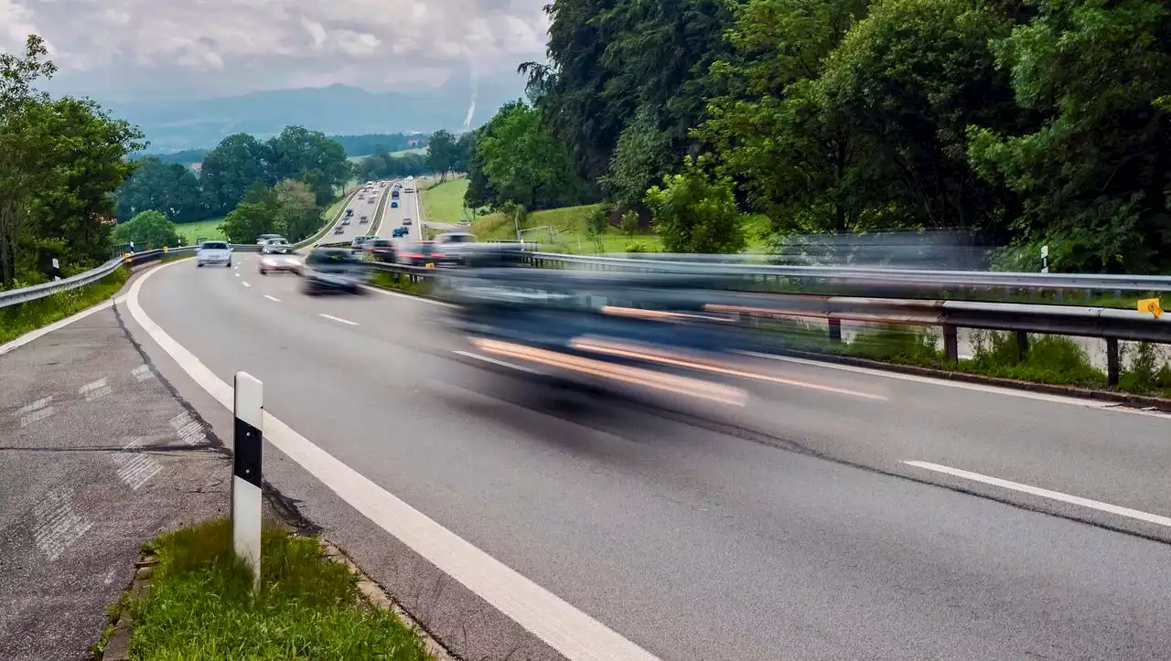 (S+) Bugatti mit Geschwindigkeitsrekord auf der A2: Die irrwitzige Rekordfahrt des Tschechen - und die Folgen