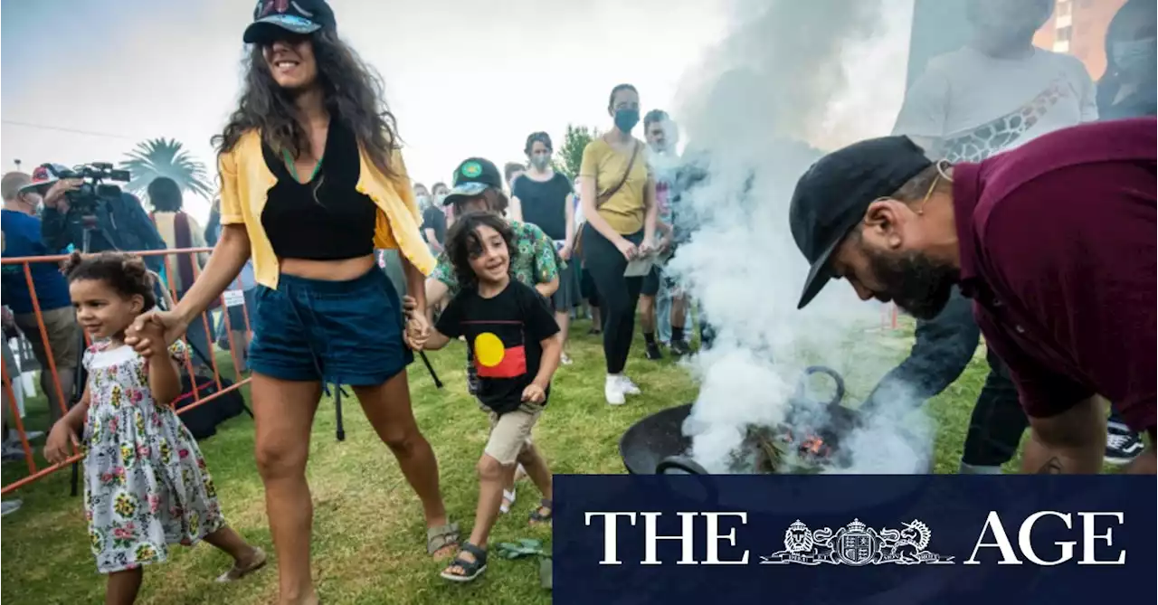 Vandalisation of Cook statue highlights complexity of Australia Day as anger smoulders on