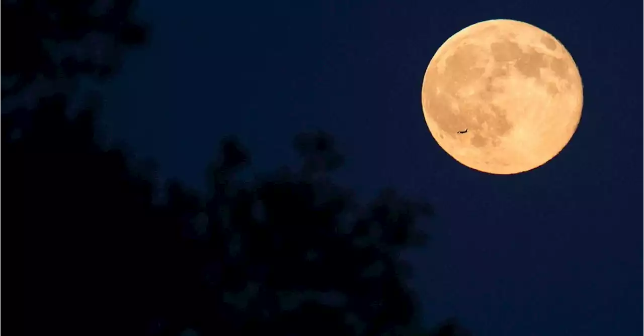 Out Of Control Rocket On Collision Course With The Moon