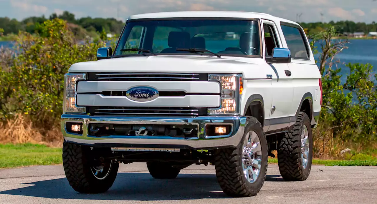 This Custom Ford Bronco Is Part Classic, Part Super Duty And All Awesome | Carscoops