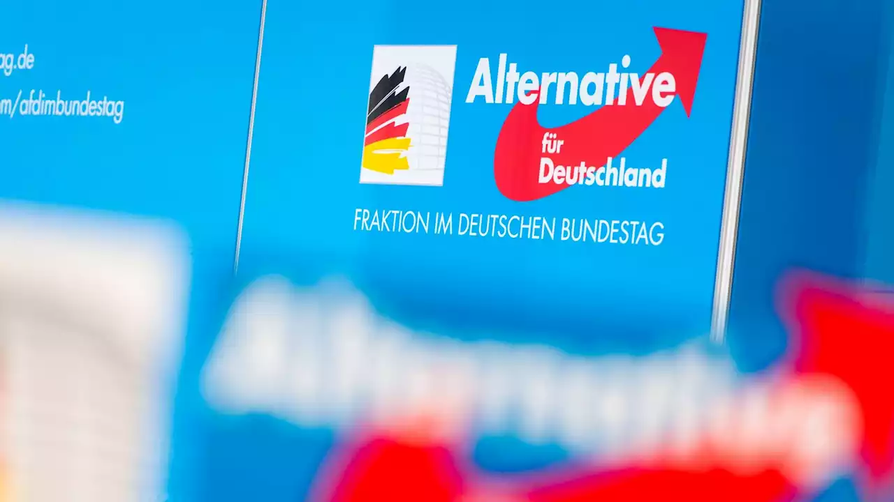 Bundestag - Verfassungsgericht weist AfD-Antrag gegen 2G-Plus-Regelung zurück