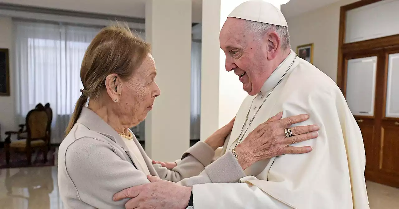 Giornata della Memoria, papa Francesco incontra la testimone della Shoah Edith Bruck - Il Fatto Quotidiano