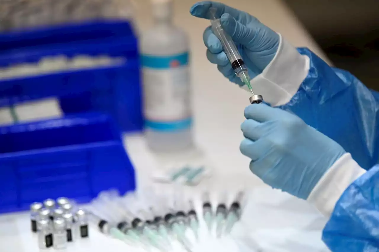 Quebec reports 56 more COVID-19 deaths as hospitalizations drop by 117