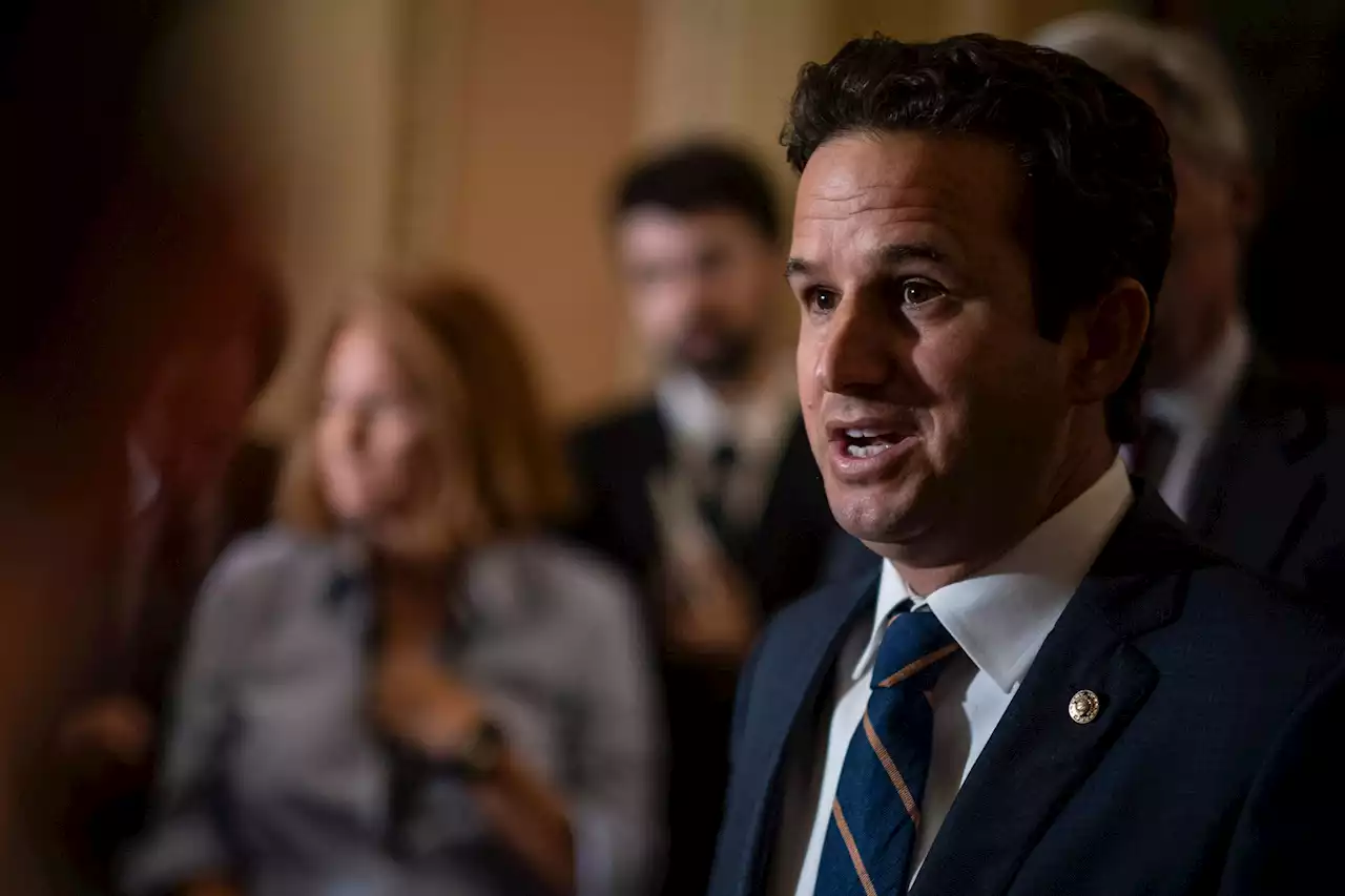 Sen. Brian Schatz Urges Biden To Commute Leonard Peltier’s Prison Sentence