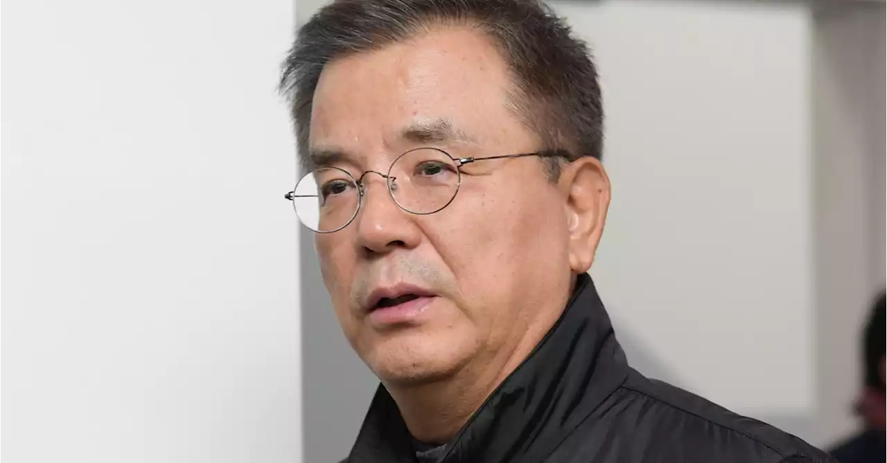 '3차 접종뒤 글 못읽는다' 강석우, 6년된 라디오 눈물의 하차