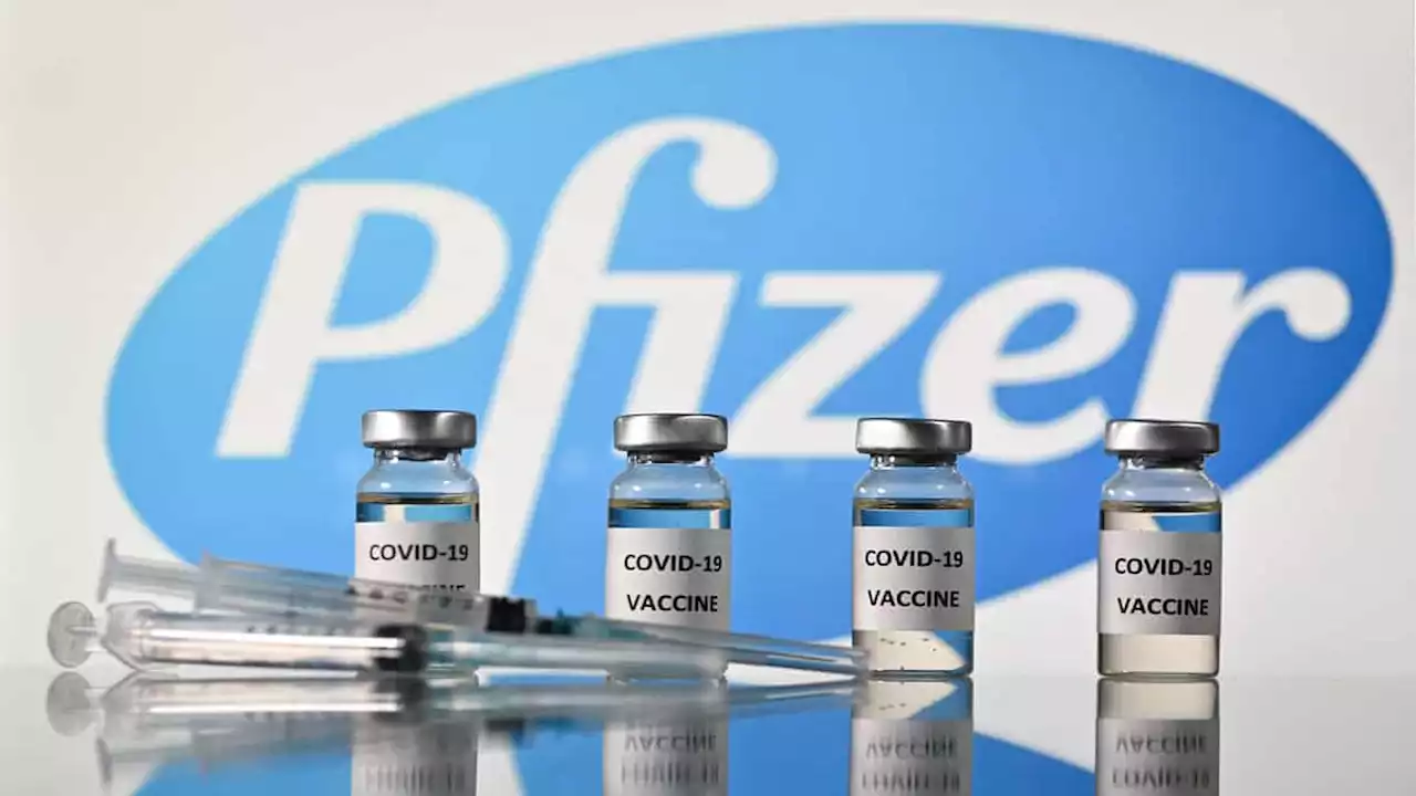 Minsalud confirma cuándo llegarán nuevos lotes de vacunas Pfizer al país