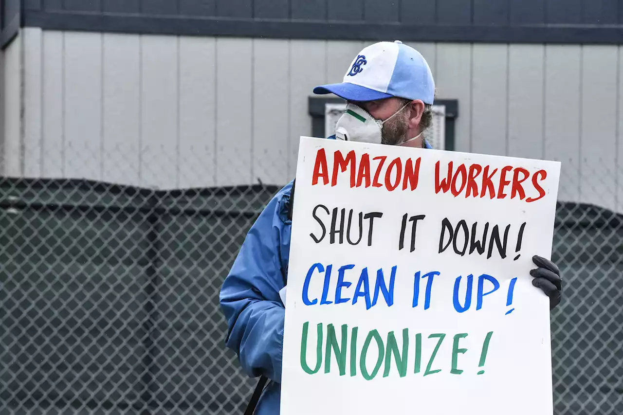 US regulators say Amazon workers in Staten Island can hold union vote