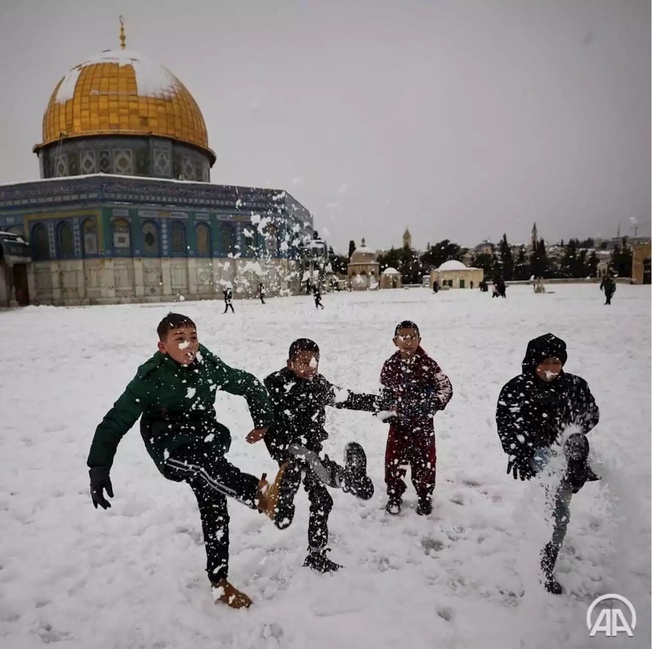 خوشحالی مردم فلسطین از بارش برف در بیت‌المقدس