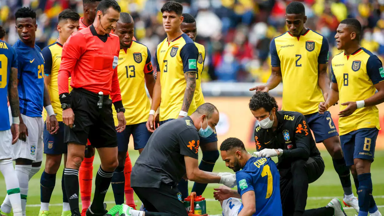 Fußball-News: Horror-Tritt gegen Cunha: Karten-Festival bei Brasilien-Remis