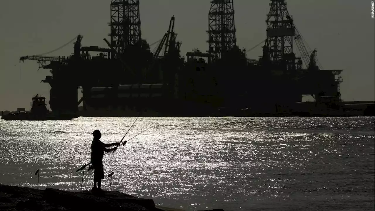 Federal judge cites climate crisis in decision to cancel oil and gas leases in Gulf of Mexico