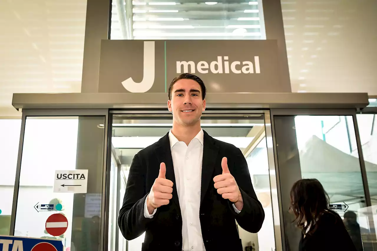 Juve, è il giorno di Vlahovic: visite mediche e firma