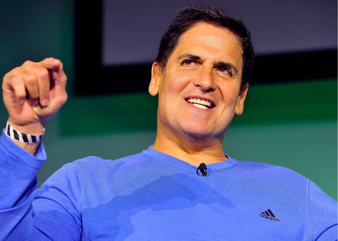 How Mark Cuban's Cost Plus Drug Company Could Disrupt 'Big Pharma'