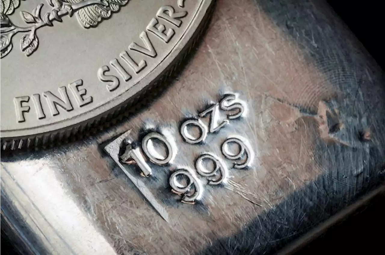 Will silver prices hit new highs in 2022? [Video]