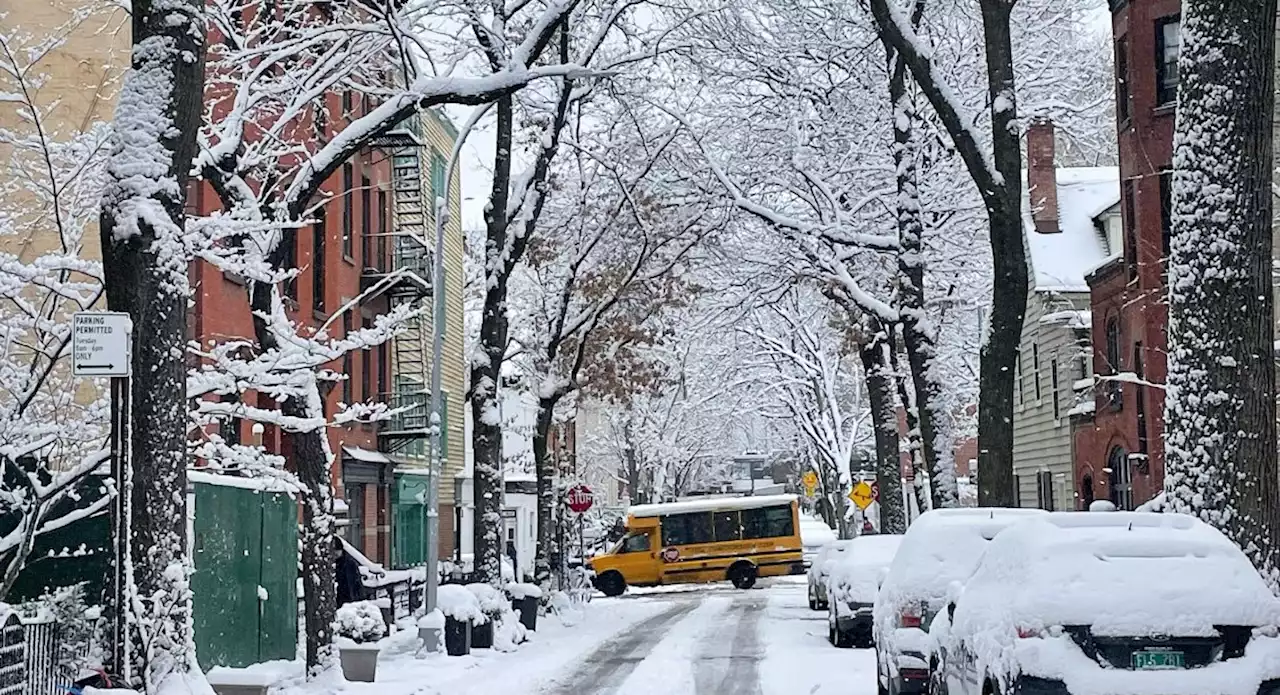 'Just Stay Home'— Hochul, Murphy Declare States Of Emergency Ahead Of Major Snowstorm in NY and NJ