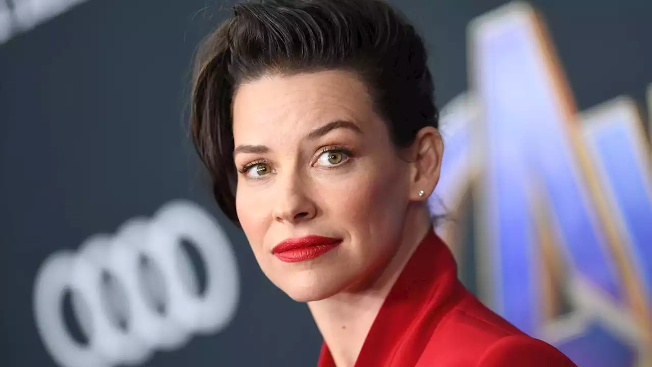 Evangeline Lilly Says She's 'Pro-Choice'... From RFK Jr's Anti-Vax Rally