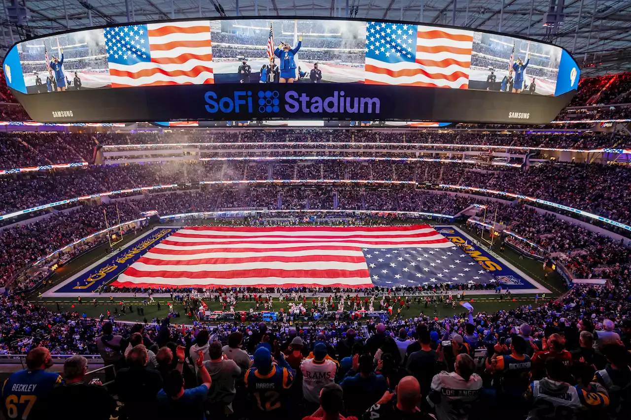 NFC Title Game Slightly Delays Super Bowl Stadium Prep