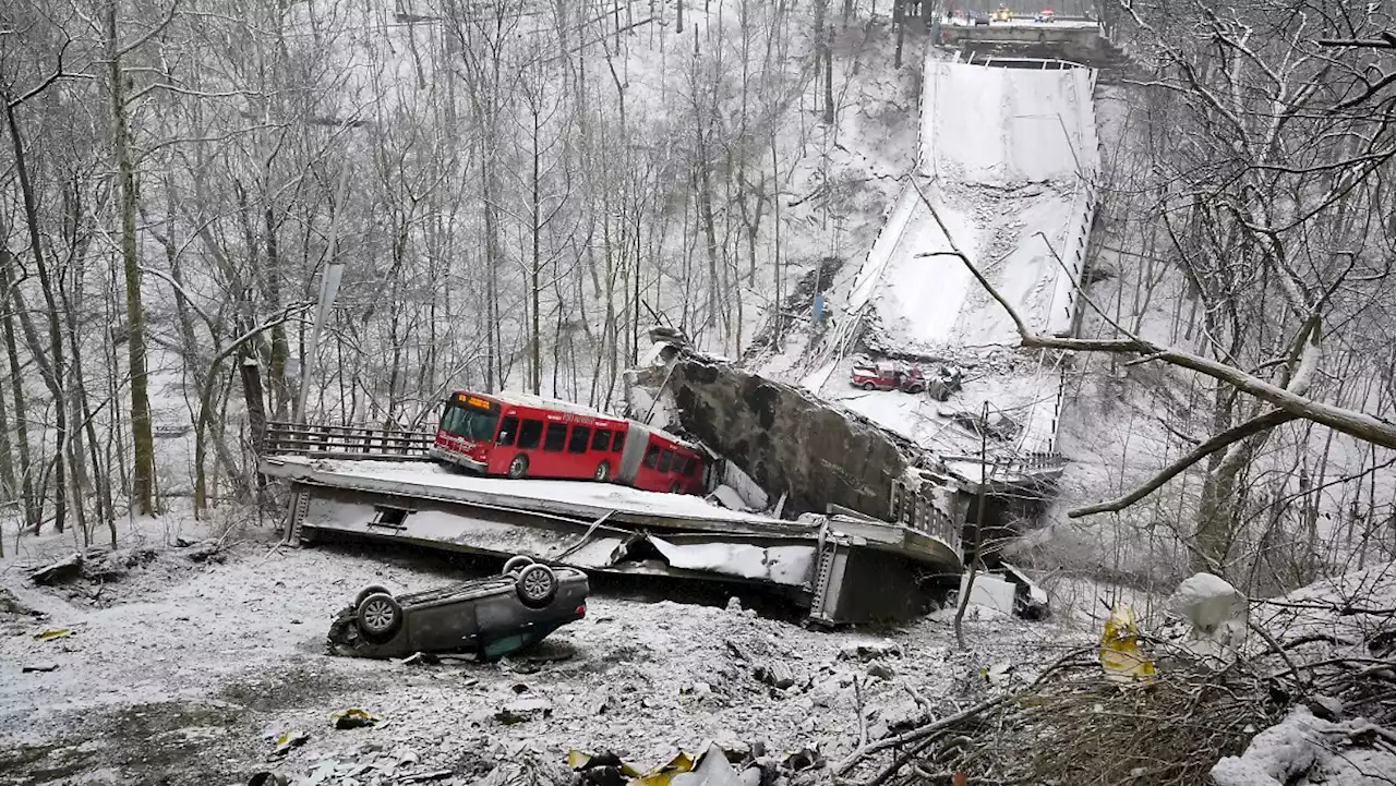 Schneebedeckte Brücke in Pittsburgh stürzt ein