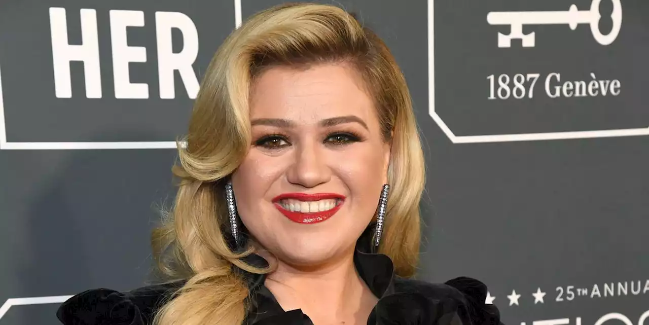 See Kelly Clarkson's Latest Instagram Announcing Her New Wayfair Drop