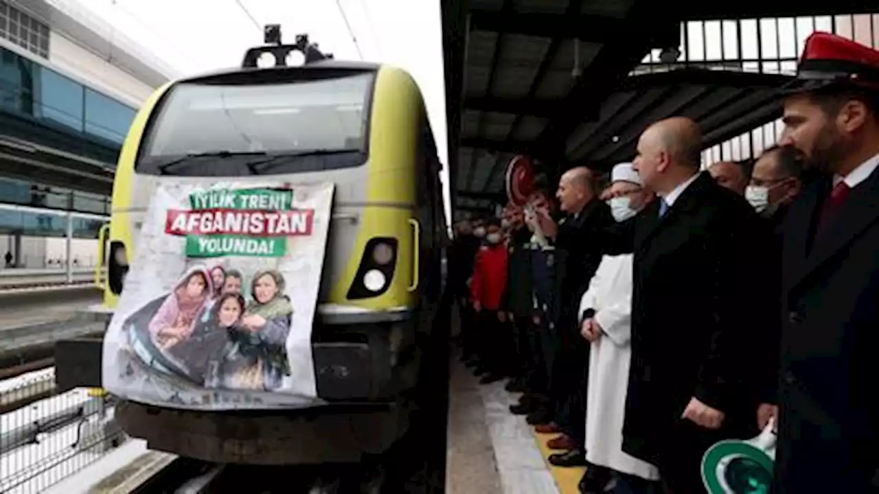 Turkiye sends 750 tonnes of aid to Afghanistan on 'charity train'