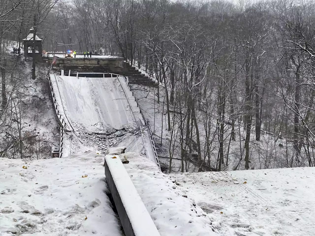 Pittsburgh bridge collapses ahead of Biden's visit to talk about infrastructure