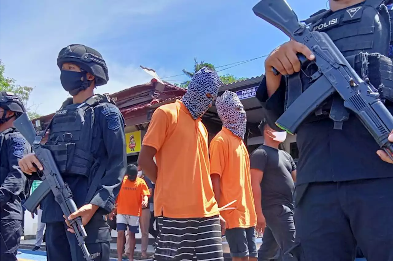 Polisi tangkap sembilan pelaku pembakaran karaoke di Sorong