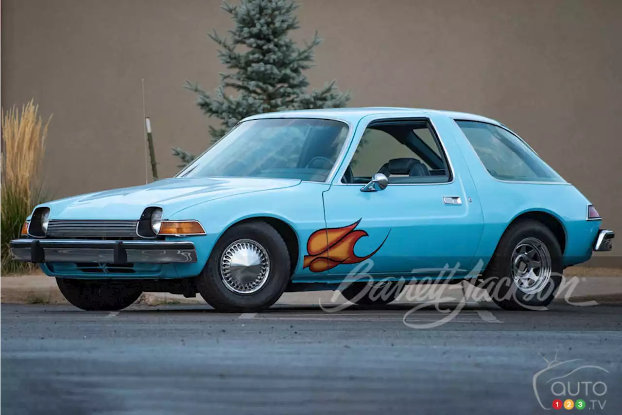 71 500 $ pour l’AMC Pacer 1976 du film Wayne’s World | Actualités automobile | Auto123