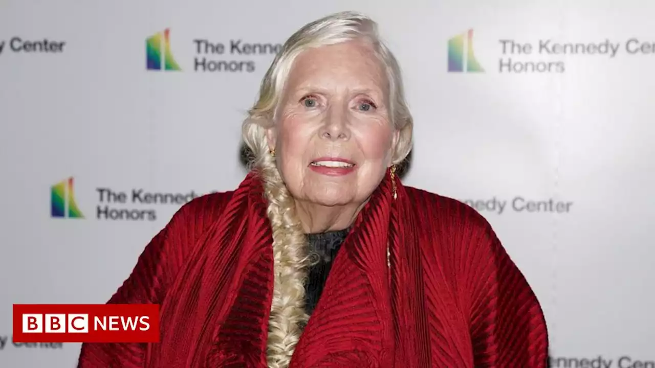 Joni Mitchell wants songs off Spotify in Covid row