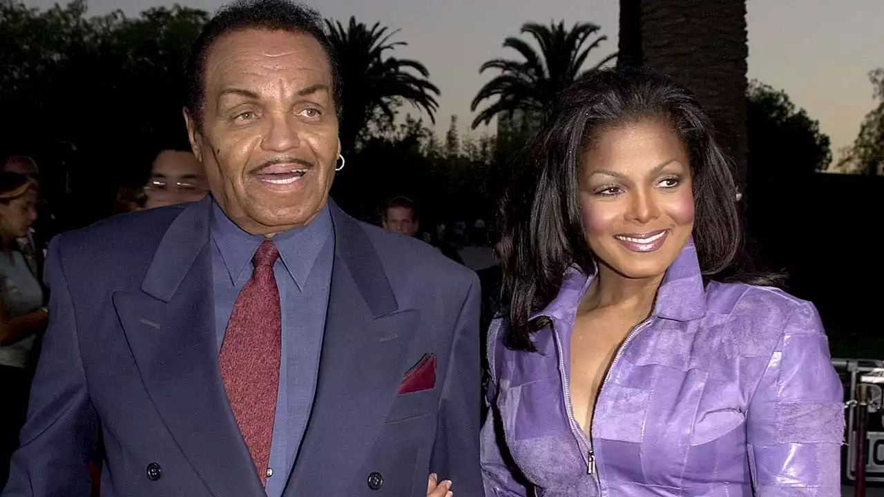 Janet Jackson Describes Battle for Control of Her Career With Dad Joe