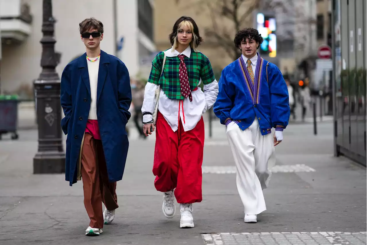 Couture Week Street Style: All The Best Looks Off The SS22 Runways