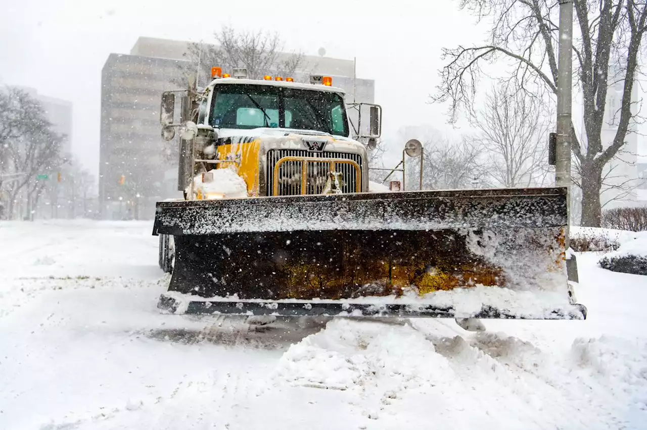 N.J. police become winter storm comedians on Facebook, from ‘0 to 72 inches’ to ‘French toast supplies’