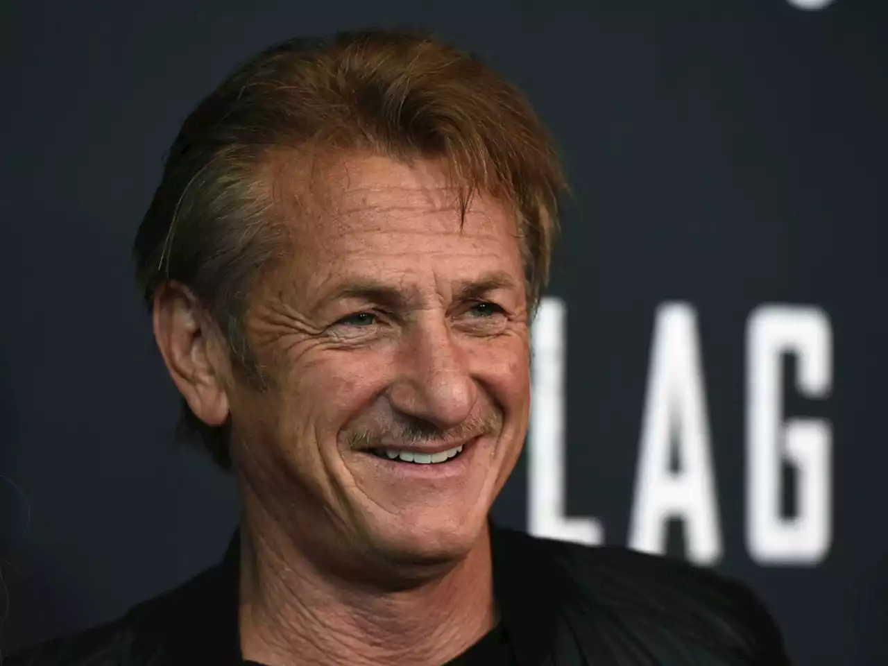 Sean Penn Is Airing Some Horrible Opinions About Men Who Wear Skirts