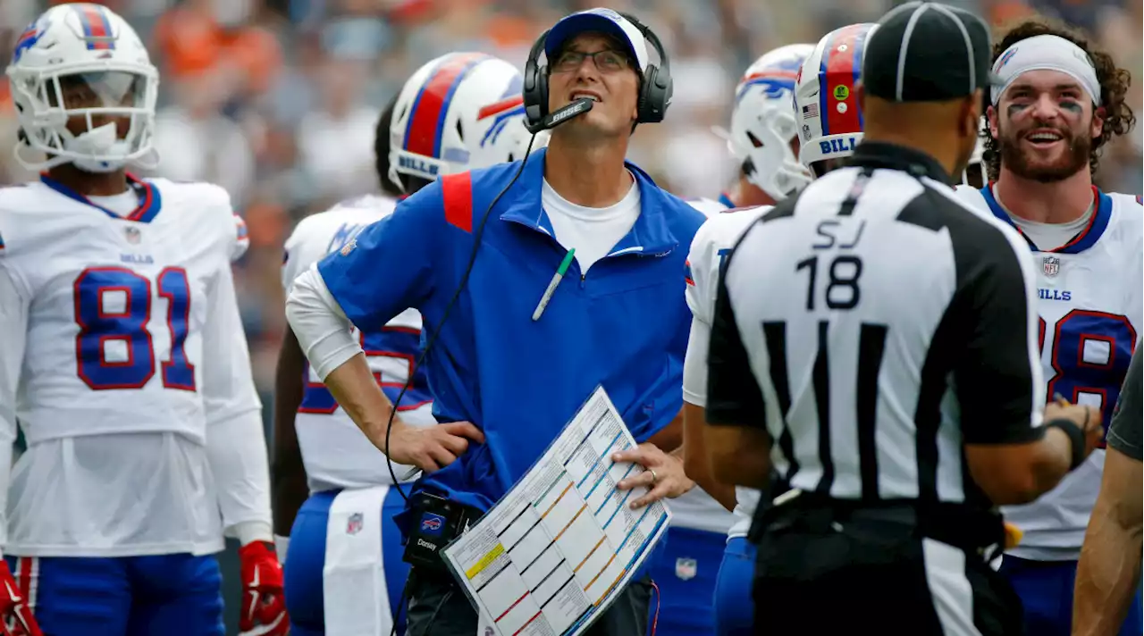 Report: Bills QB Coach Dorsey a Candidate for Two OC Jobs