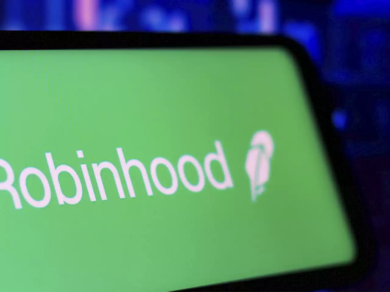 Robinhood Cryptocurrency Trading Profits Drop as Platform Avoids Memetoken Listings