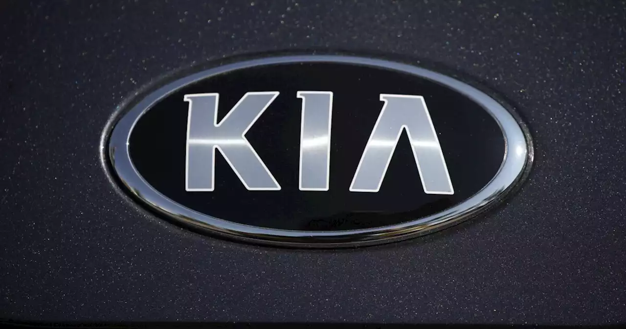 Kia recalls more than 400K vehicles over air bag concerns