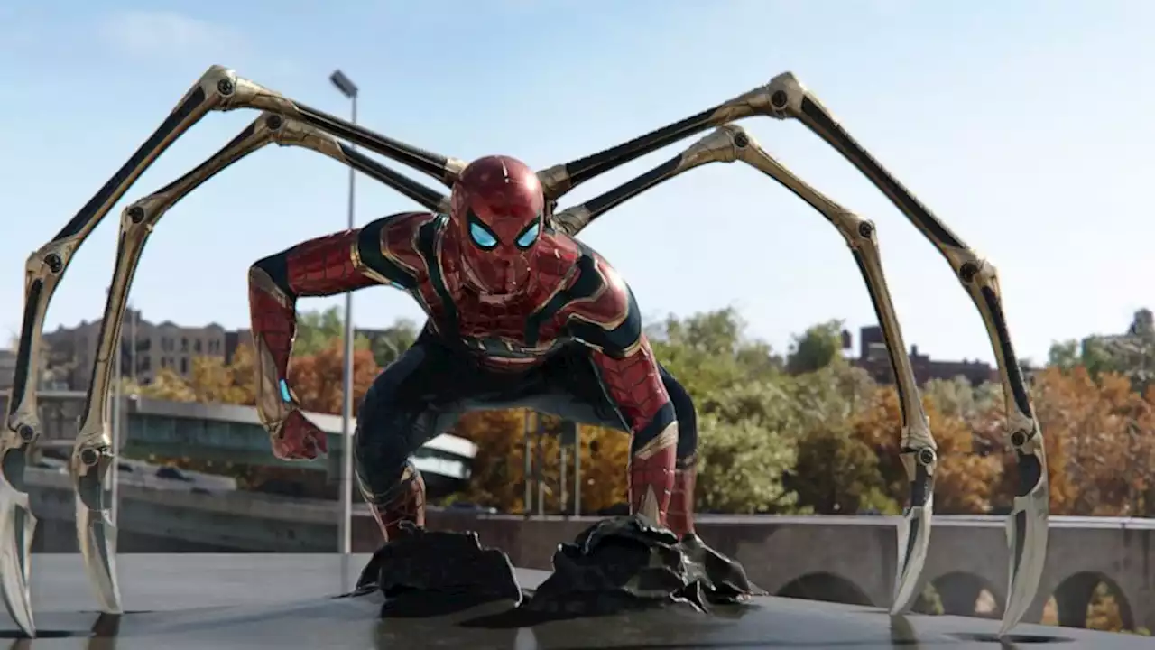 2021 box office closes with more fireworks for 'Spider-Man'