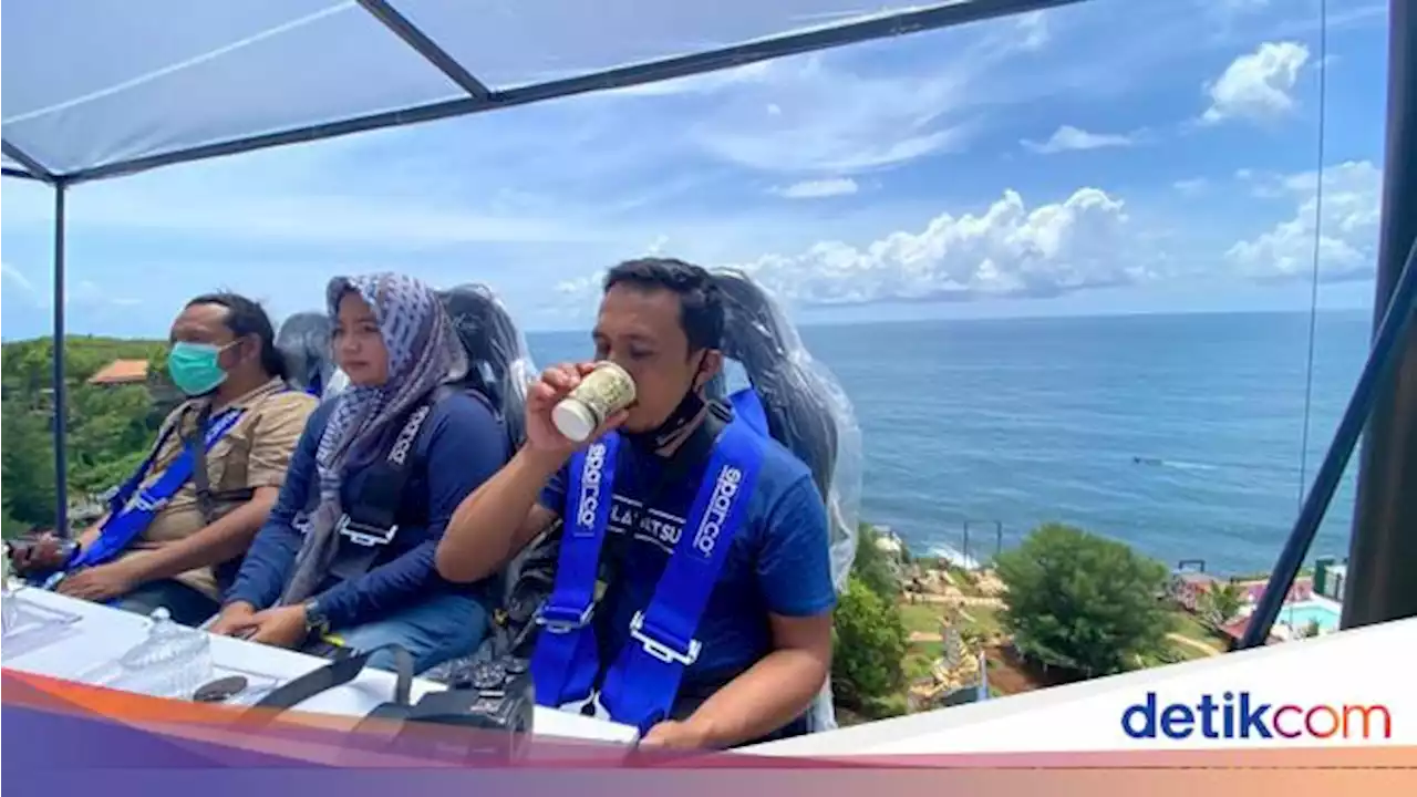 Pertama di Indonesia! Sensasi Ngopi di Atas Awan, Gunungkidul Tempatnya