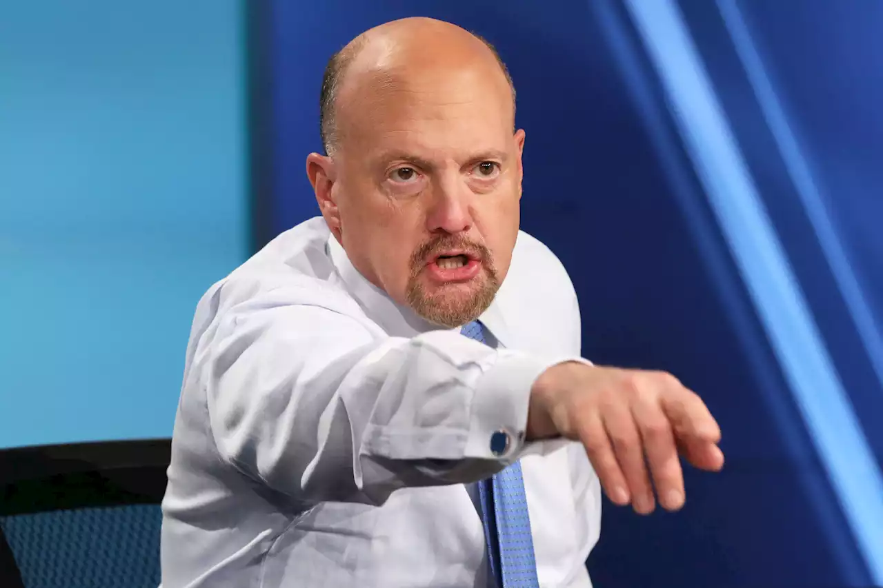 What Jim Cramer Is Watching Monday — Our Investing Mantra for 2022