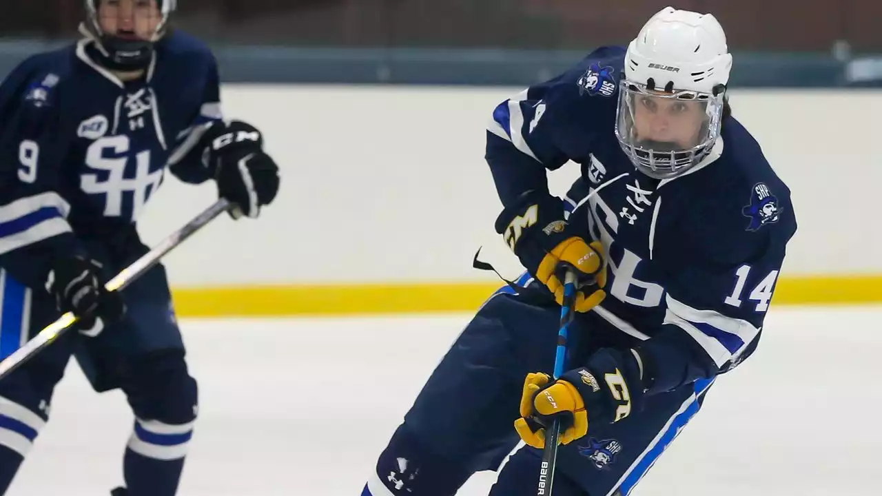 Ice Hockey Top 20, Jan. 2: Holiday tournaments cause a shift to open 2022