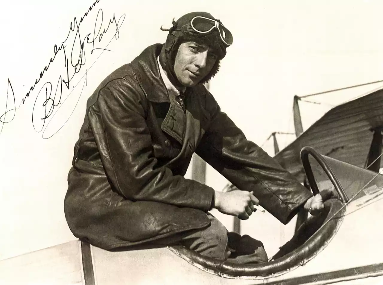 A famed Bay Area daredevil died in a plane crash. Was it murder?