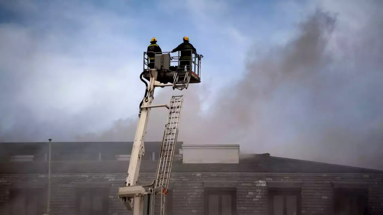 Brand in Kapstadt: Wurde Südafrikas Parlament angezündet?