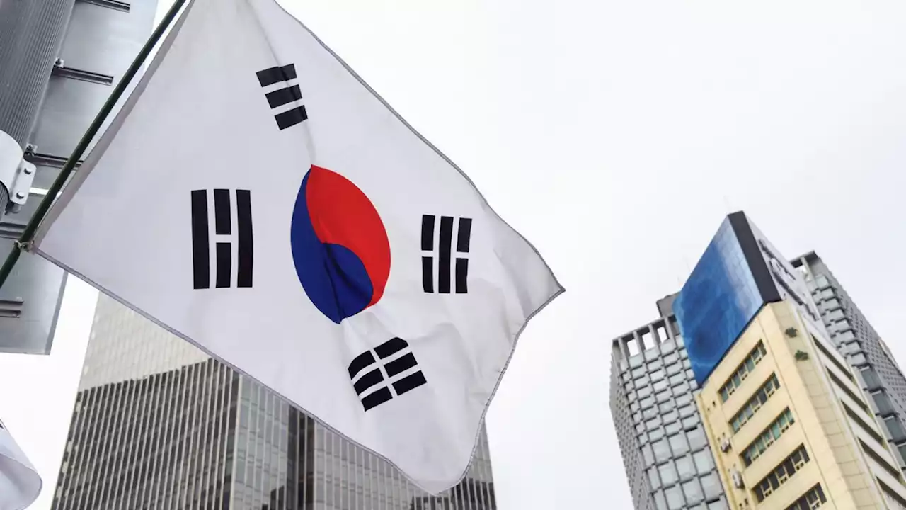 South Korea's presidential candidate announces NFT fundraise