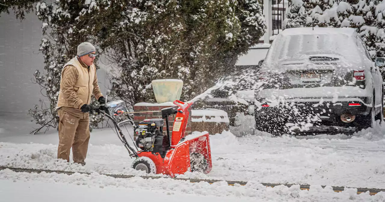 Temperatures remain below freezing after winter storm pummels Mid-Atlantic and Northeast